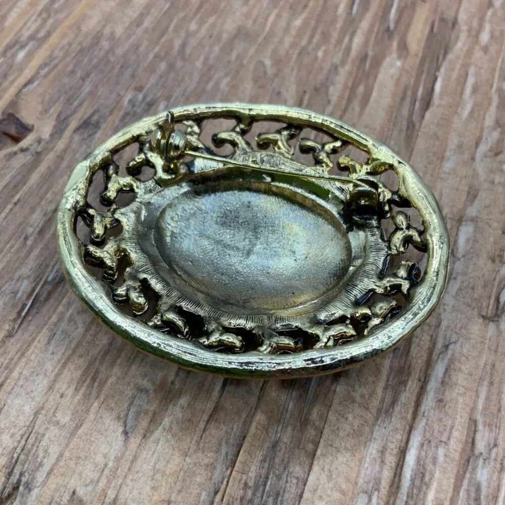 Victorian Revival Style Vintage Cabochon Gold Tone Metal Brooch